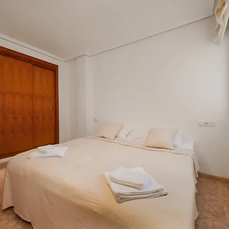 Apartment Sunny Apartment, 3 Bedrooms, Pool And